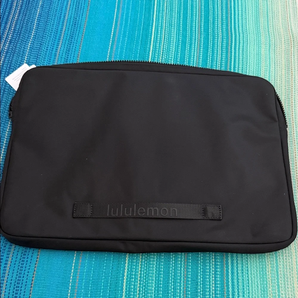 lululemon athletica New Crew Laptop Sleeve